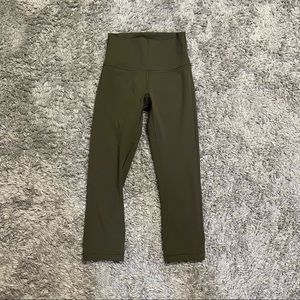 Lululemon leggings 21 inches